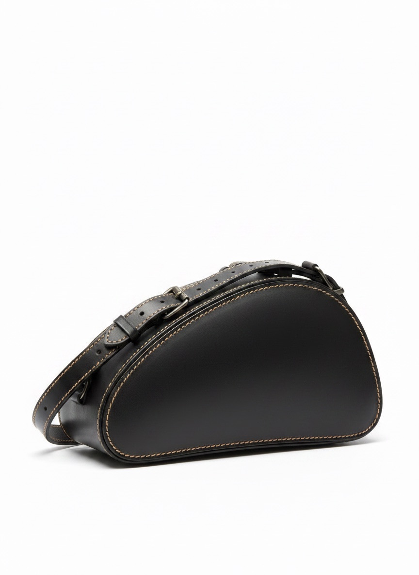 Tank 01 — three-quarter back